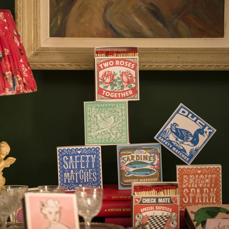 B293 Birdy Stamp Matches - Image 2