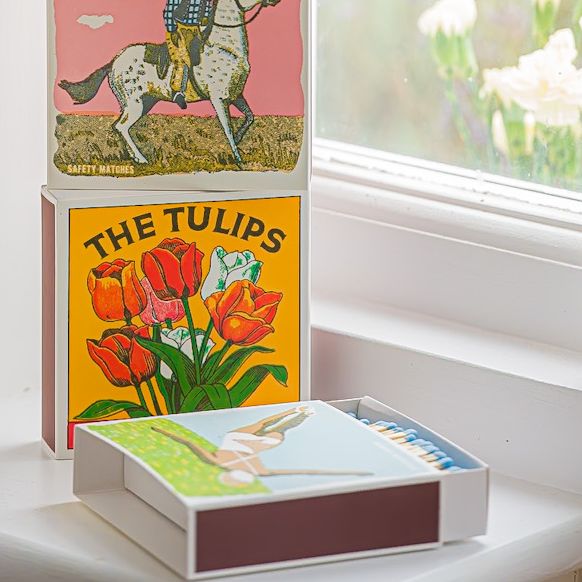 B354 The Tulips Matches - Image 2