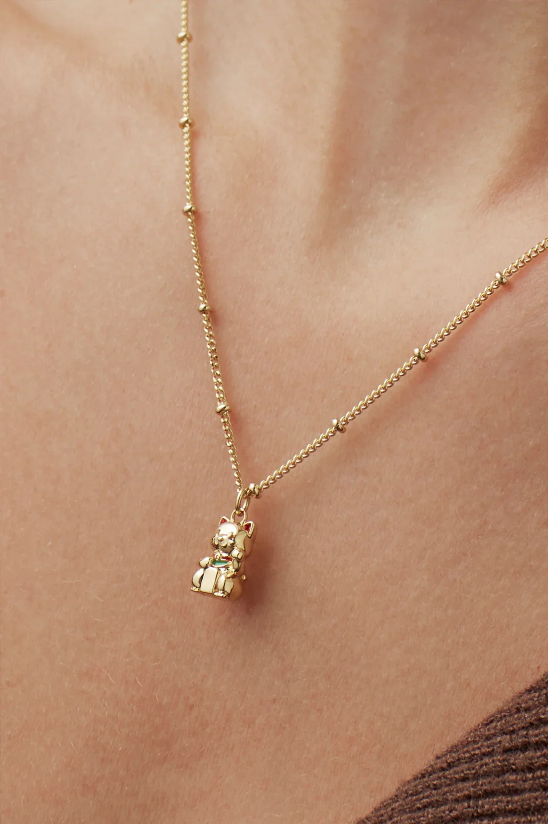 EBN6924G Lucky Cat Necklace Gold - Image 2