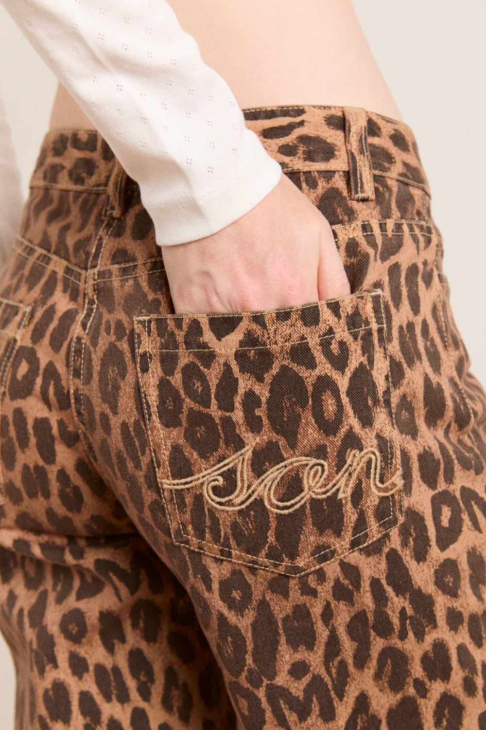 Kenny Twill Trousers - Leopard - Image 4