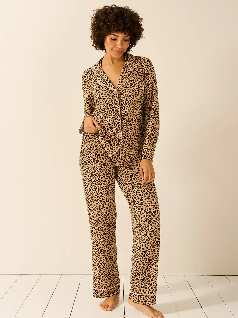 Long PJ Set Peach Latte Leopard - Image 4