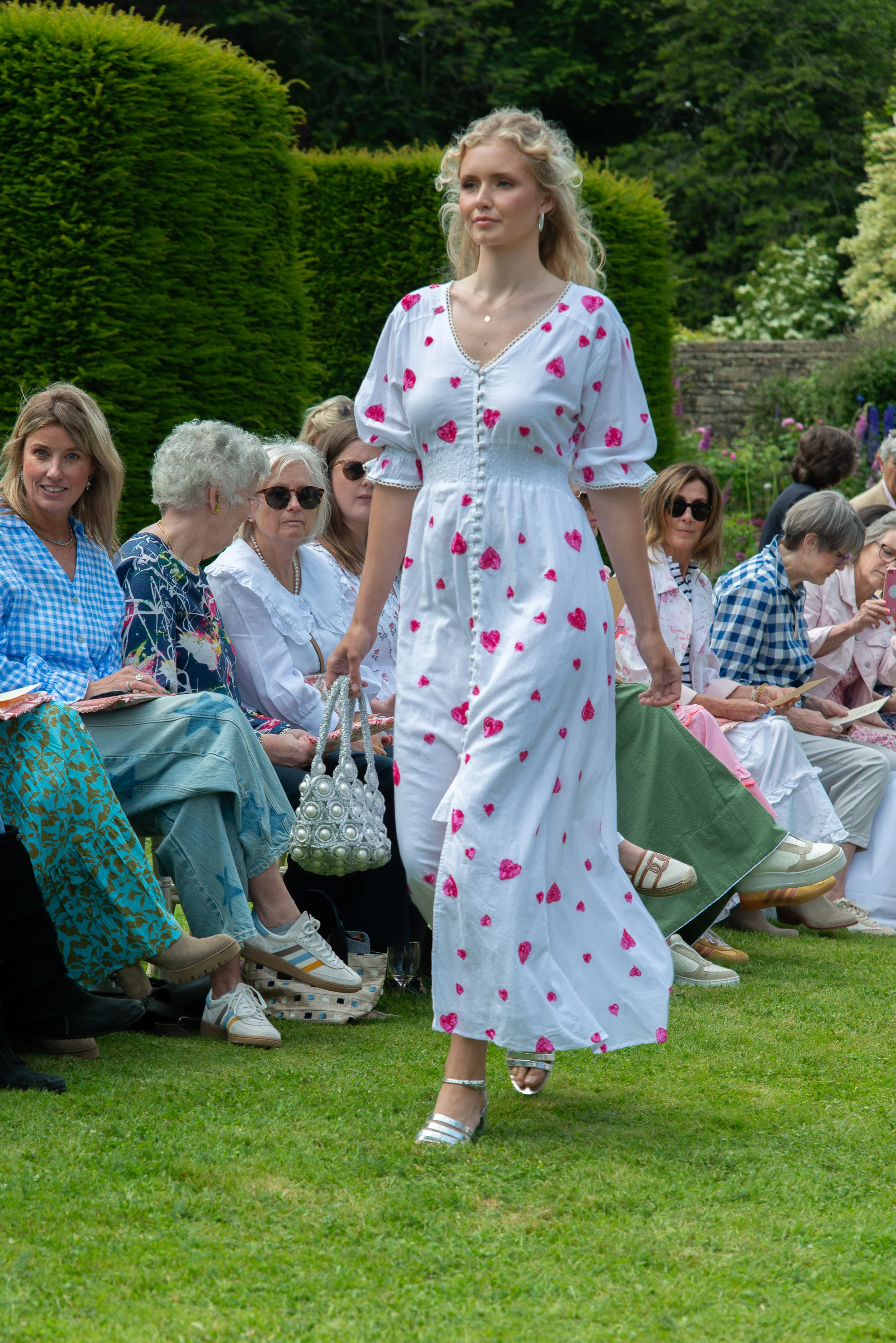 Lucy Rose Pink Heart Sequin Dress - Image 6