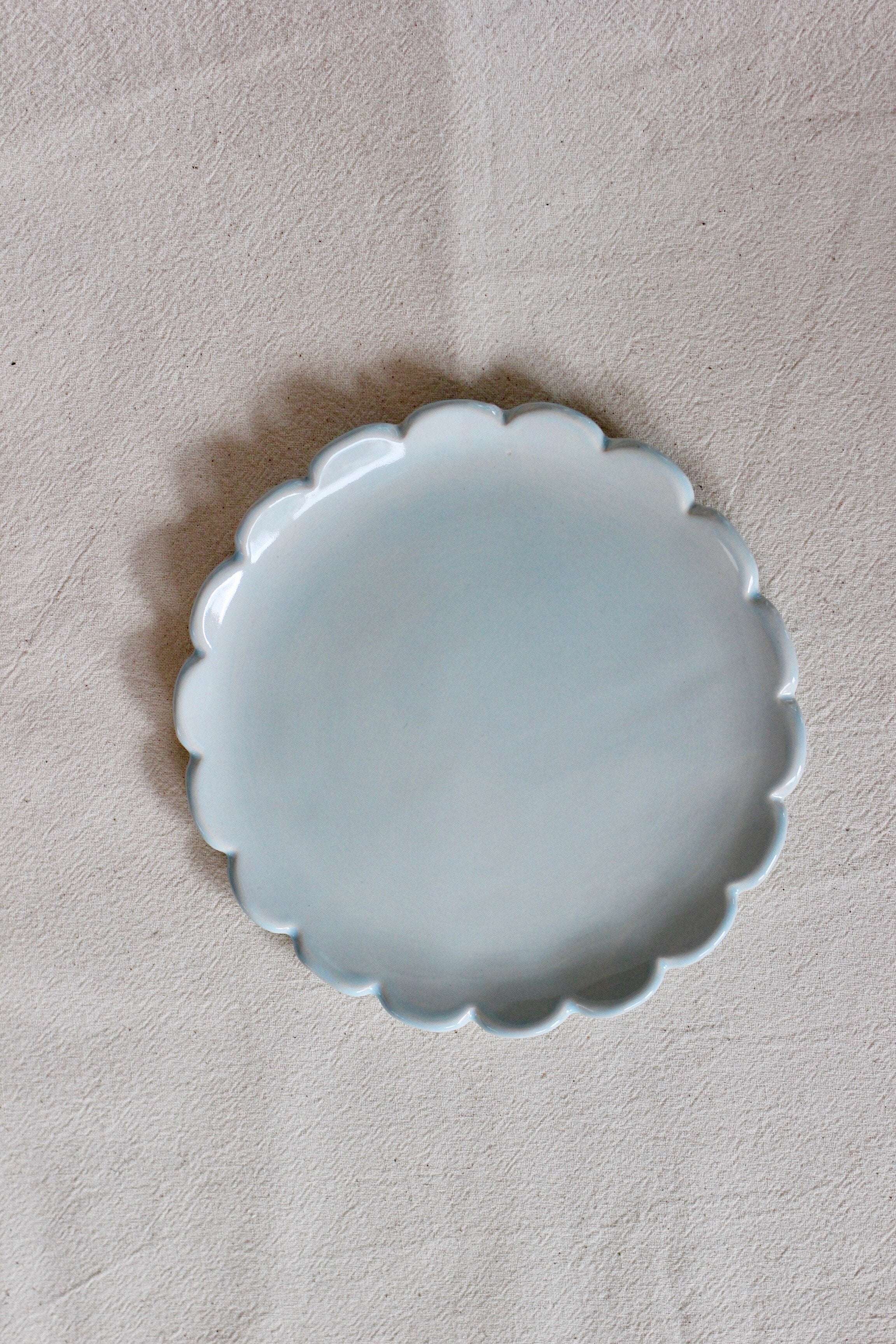 Small Camellia Plate White - Image 3