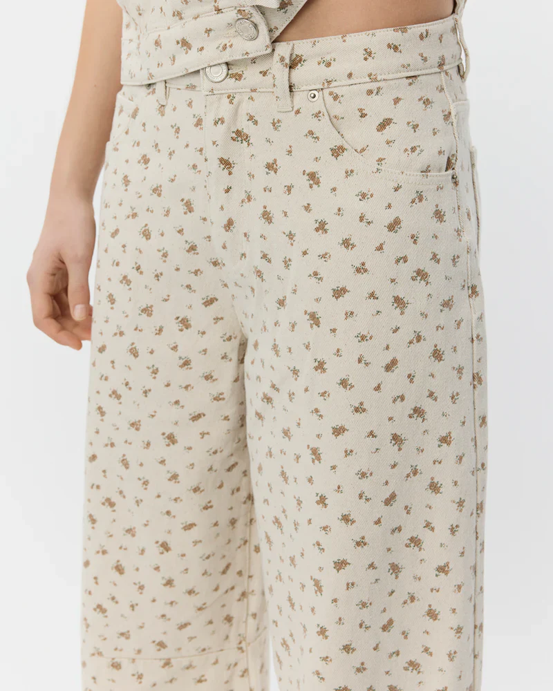 Tomarsw Cropped Barrel Jeans - Rose Flower - Image 3