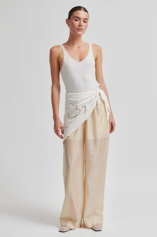 Vilea Hip Scarf - Eggnog - Image 5